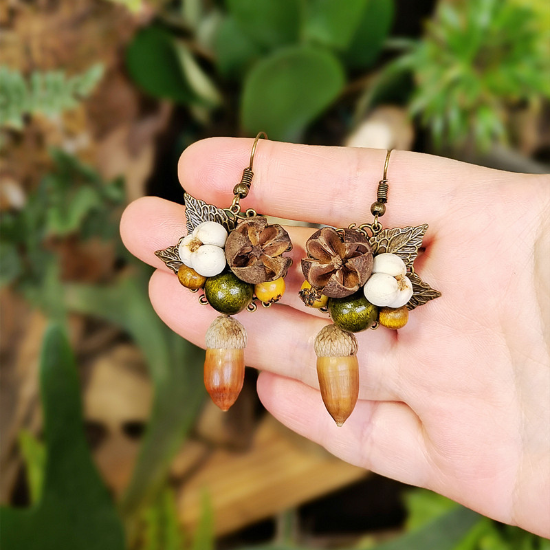 Body Jewelry Wholesale - Vintage Holz-Pflanzen-Ohrringe Einzigartige Eichel-Ohrringe Natürliche Tannenzapfen