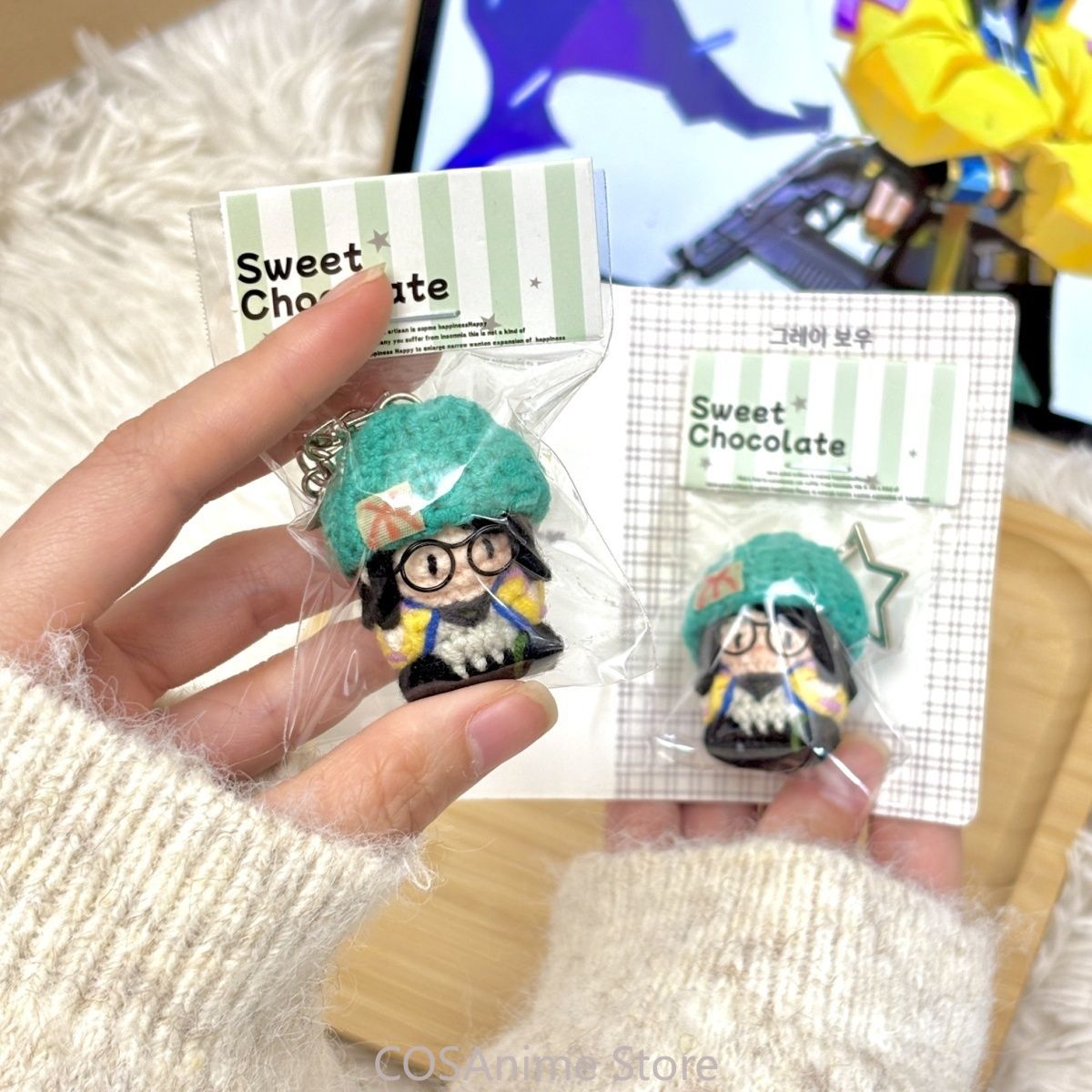 Body Jewelry Outfit - VALORANT Killjoy Spiel-Cosplay Gestrickter Mini-Plüschfigur-Taschenanhänger Niedlicher